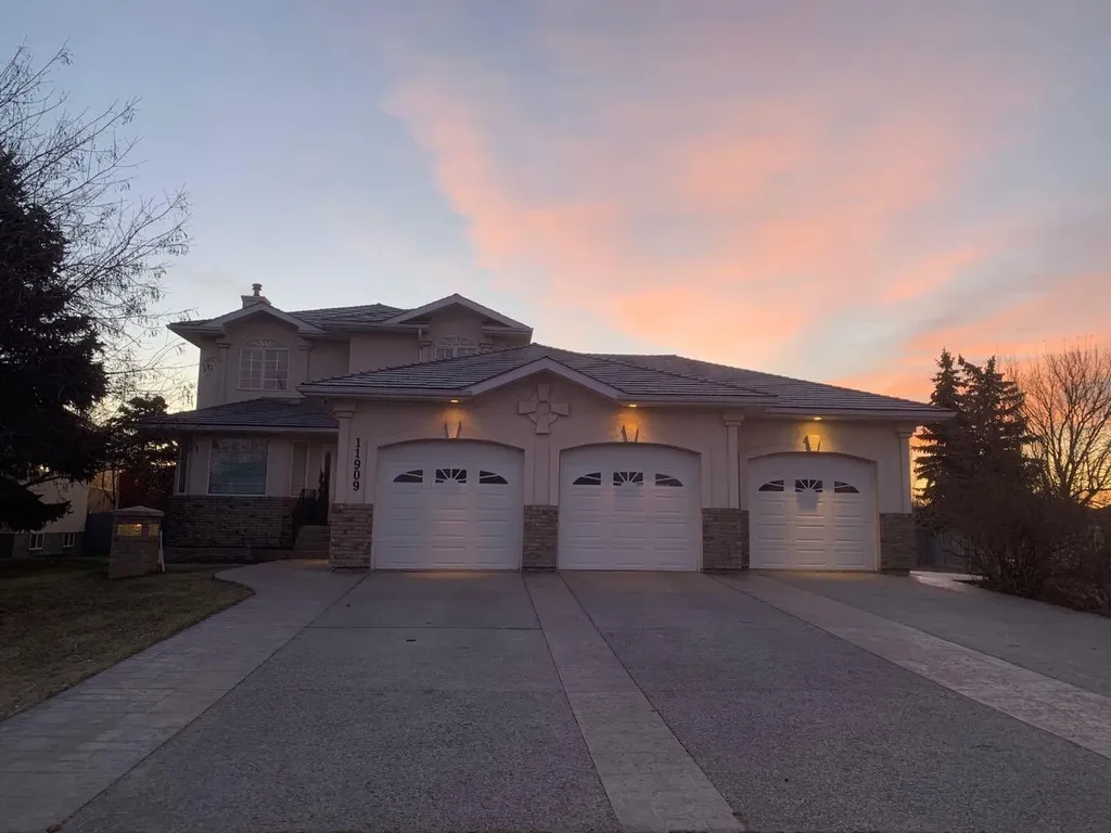 11909 Cygnet Boulevard Grande Prairie AB T8X1L9