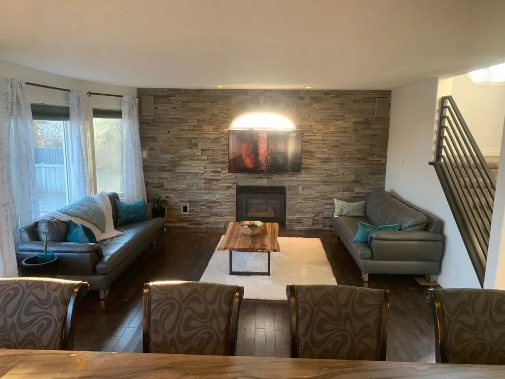 11909 Cygnet Boulevard Grande Prairie AB T8X1L9