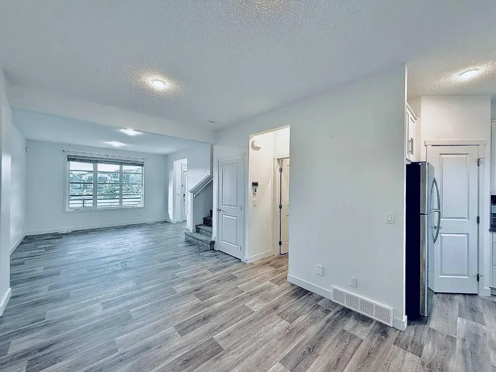 189 Carringvue Way NW Calgary AB T3P 1K6