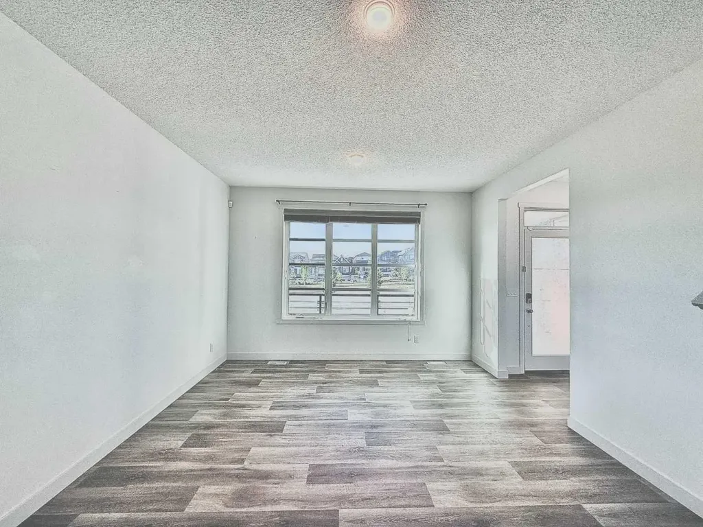189 Carringvue Way NW Calgary AB T3P 1K6