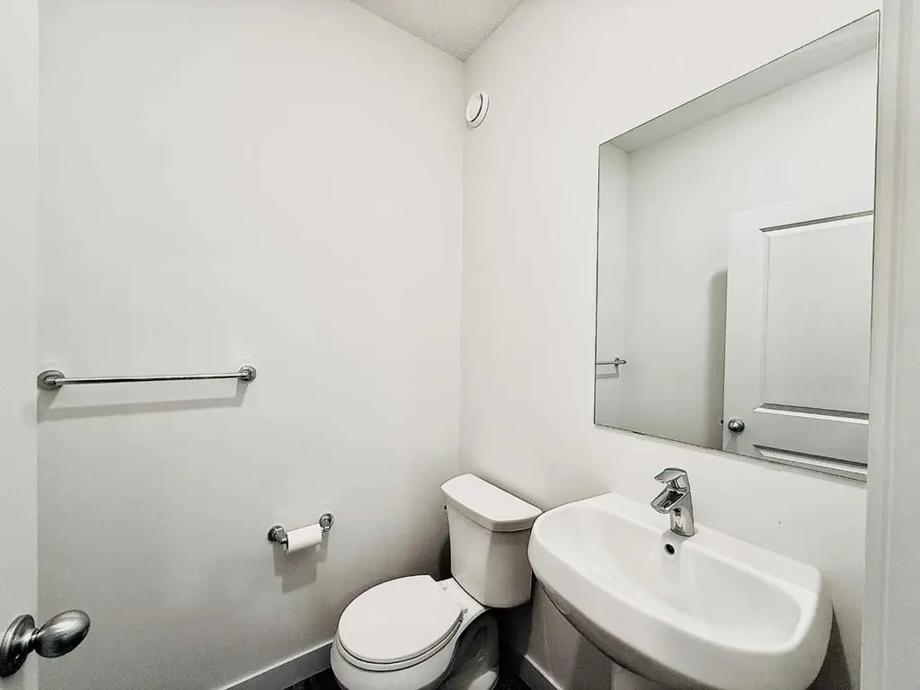 189 Carringvue Way NW Calgary AB T3P 1K6