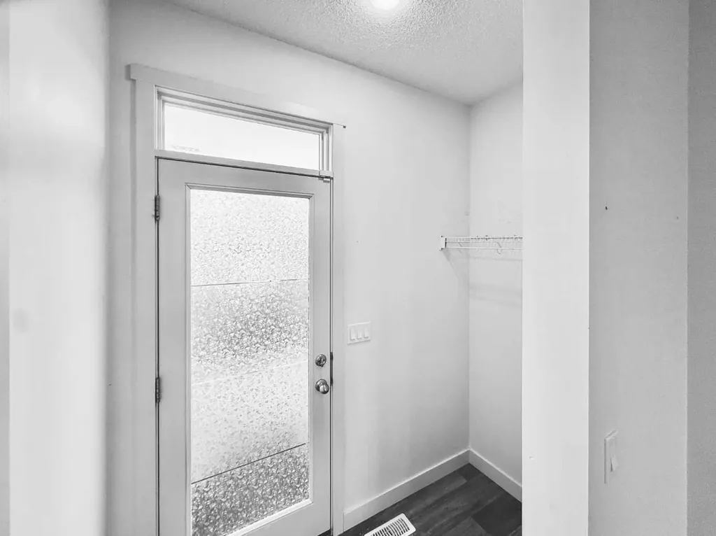 189 Carringvue Way NW Calgary AB T3P 1K6