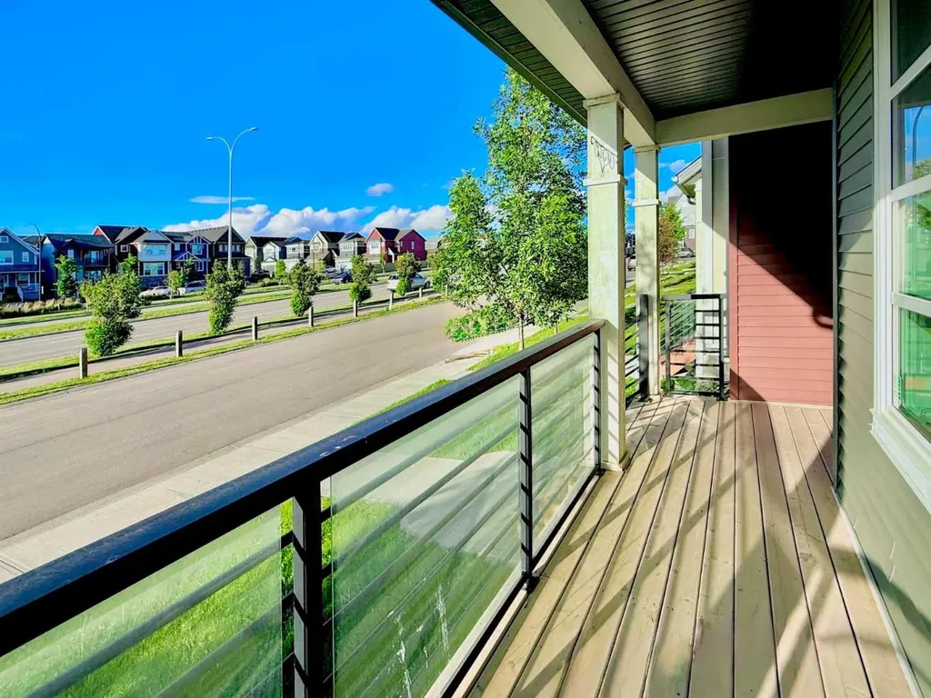 189 Carringvue Way NW Calgary AB T3P 1K6