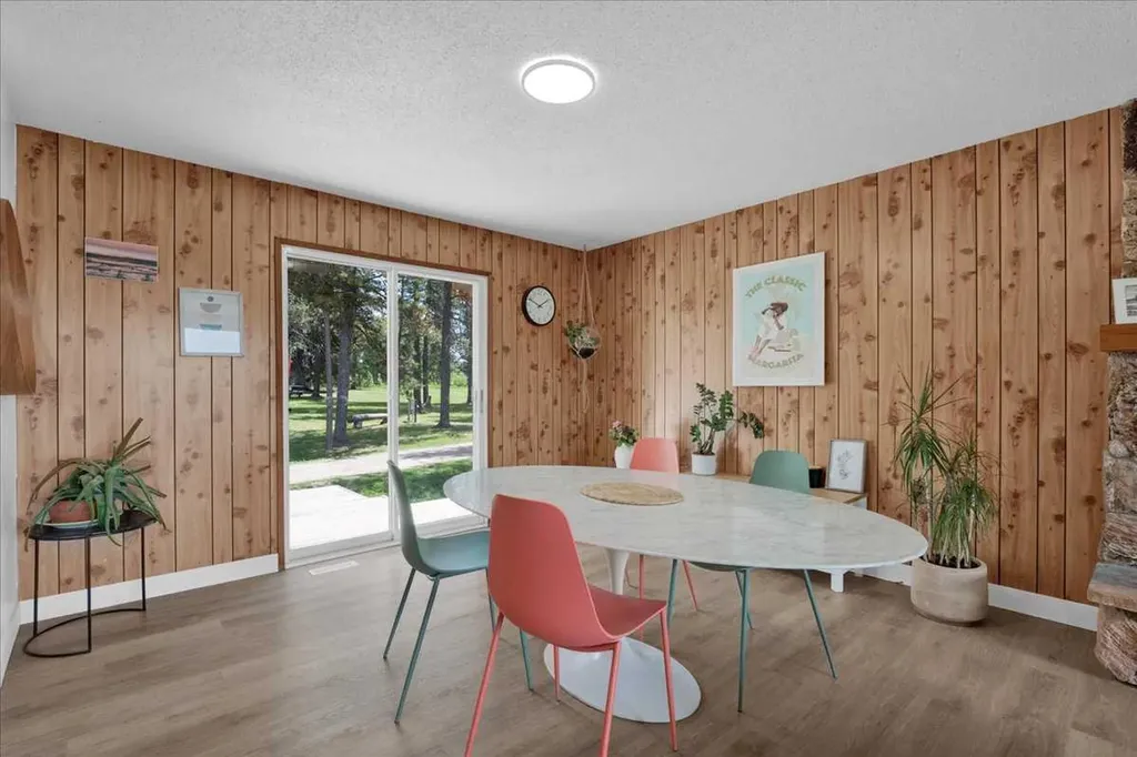 282175 Range Road 55 Rural Rocky View County AB T4C 2W1