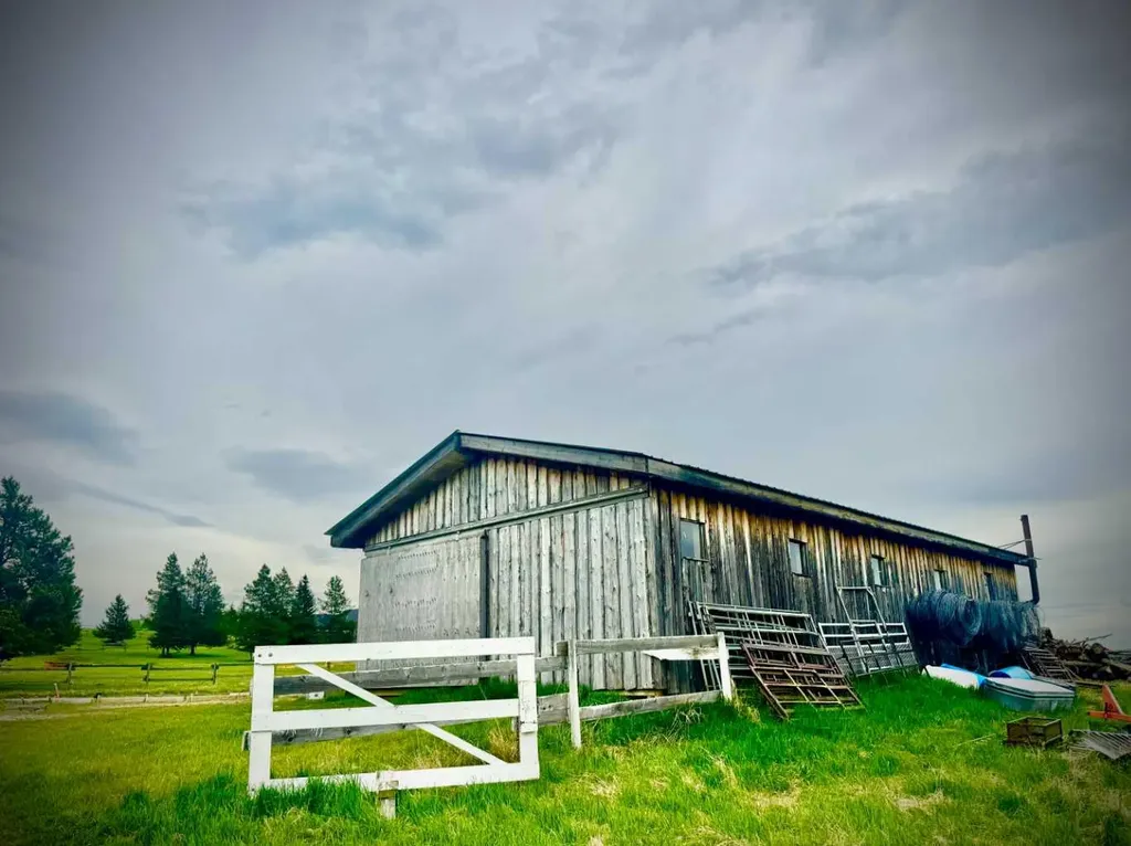282175 Range Road 55 Rural Rocky View County AB T4C 2W1