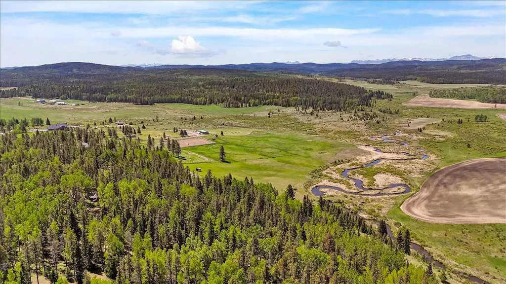 282175 Range Road 55 Rural Rocky View County AB T4C 2W1