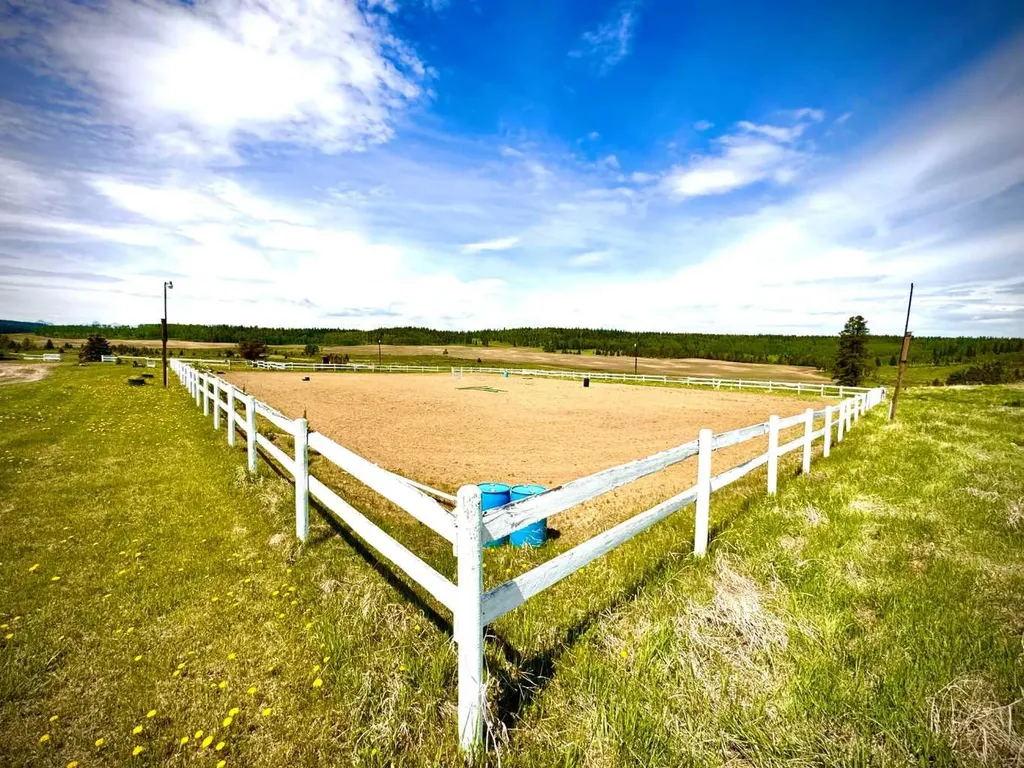 282175 Range Road 55 Rural Rocky View County AB T4C 2W1