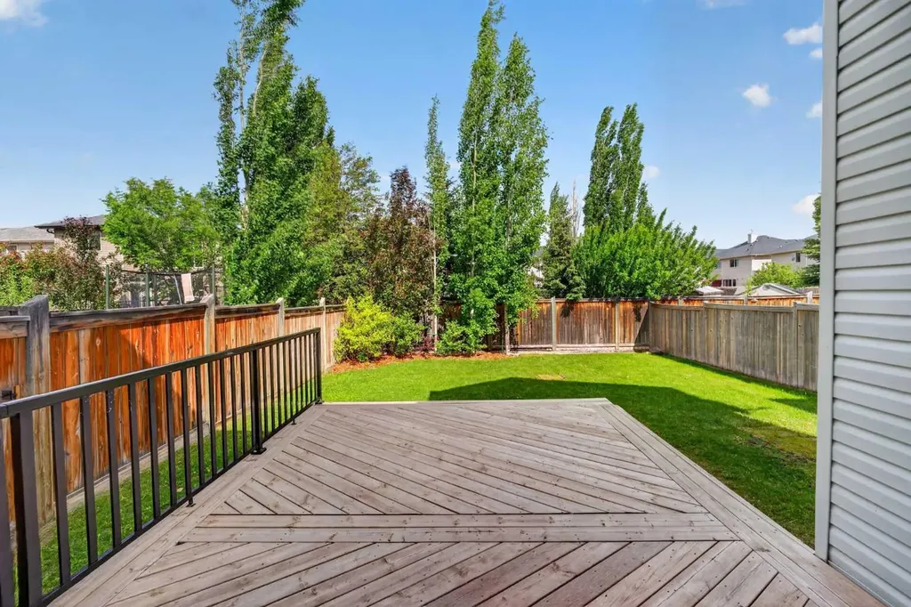 162 Cranwell Square SE Calgary AB T3M 0B9