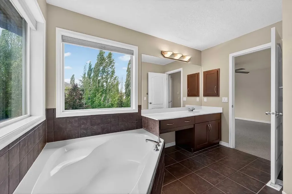 162 Cranwell Square SE Calgary AB T3M 0B9