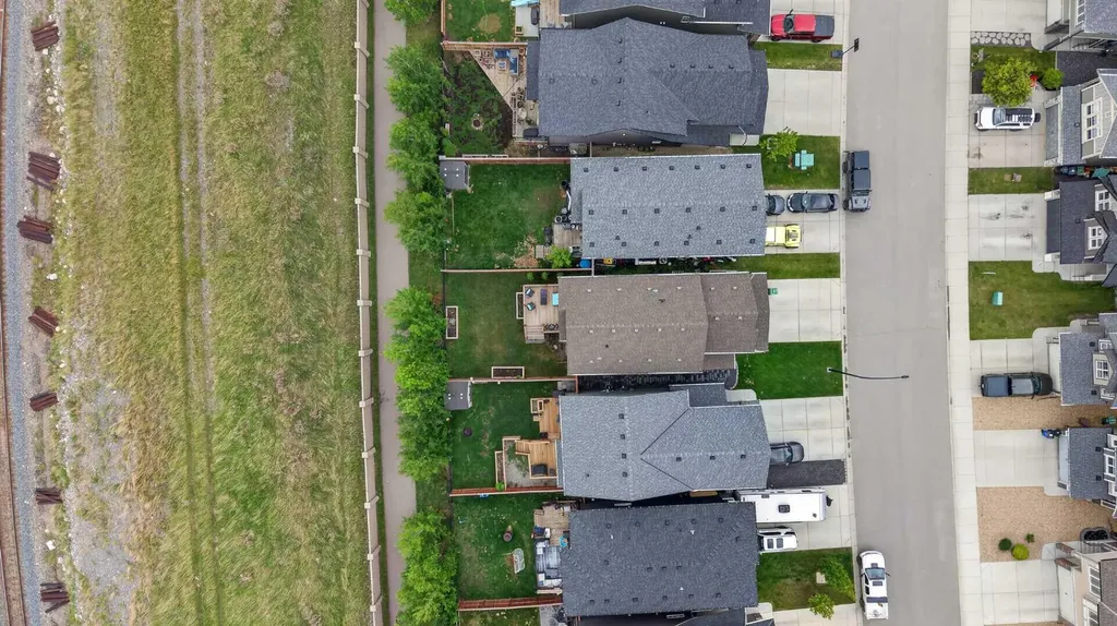 51 Buckskin Way Cochrane AB T4C 2P1