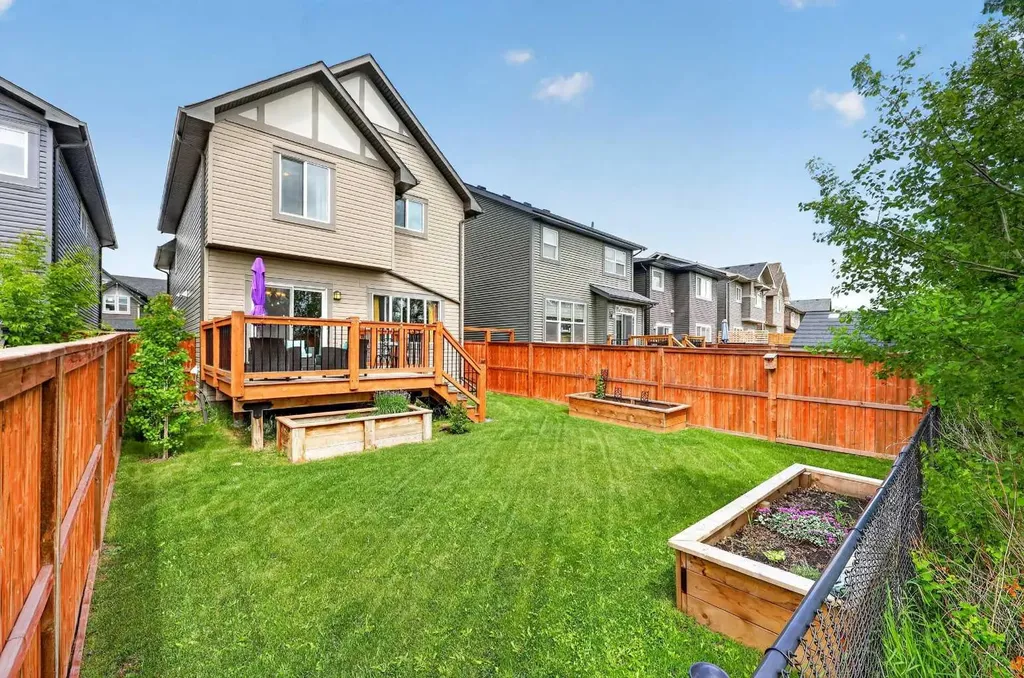 51 Buckskin Way Cochrane AB T4C 2P1