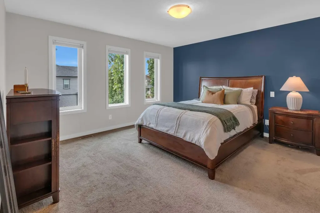 1373 Ravenswood Drive SE Airdrie AB T4A 0L8