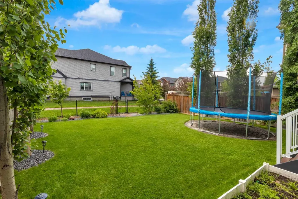1373 Ravenswood Drive SE Airdrie AB T4A 0L8