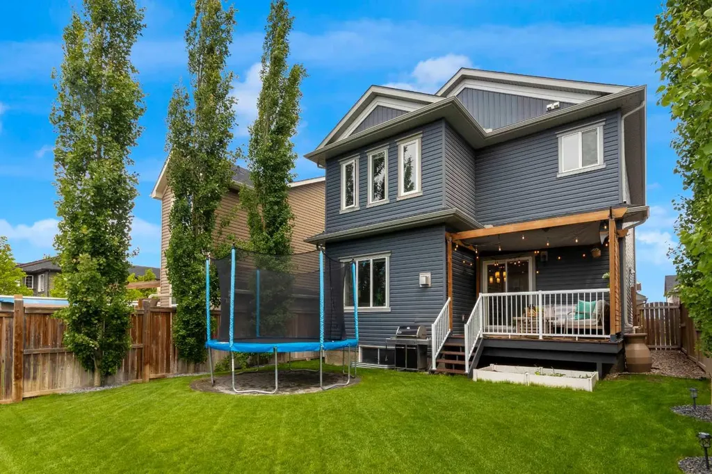 1373 Ravenswood Drive SE Airdrie AB T4A 0L8