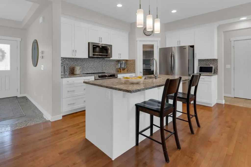 1373 Ravenswood Drive SE Airdrie AB T4A 0L8