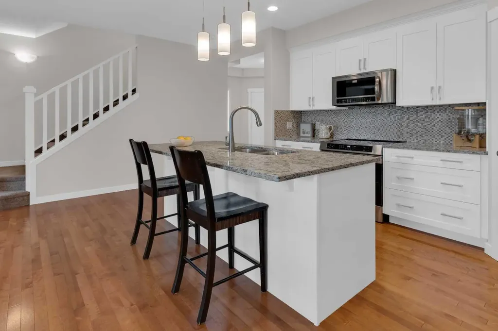 1373 Ravenswood Drive SE Airdrie AB T4A 0L8