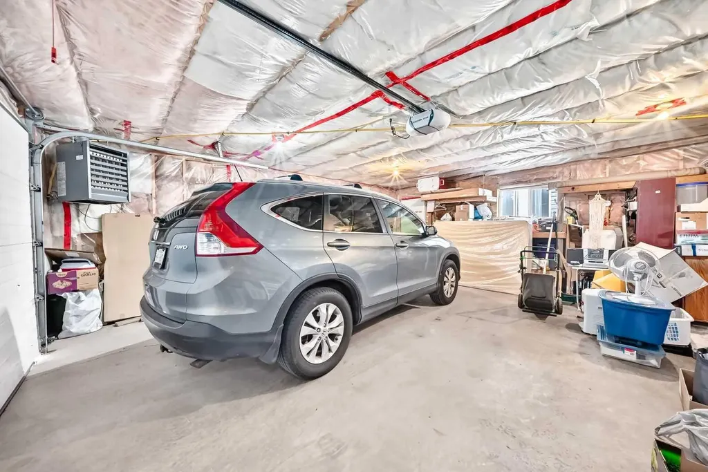 98 Country Hills Heights NW Calgary AB T3K4Y6