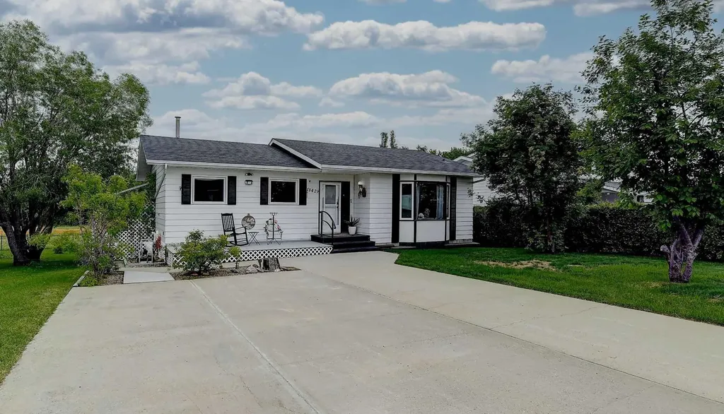 11429 110 Avenue Crescent Fairview AB T0H 1L0