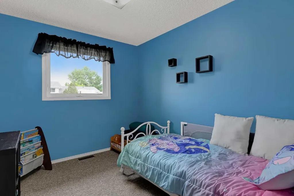 11429 110 Avenue Crescent Fairview AB T0H 1L0
