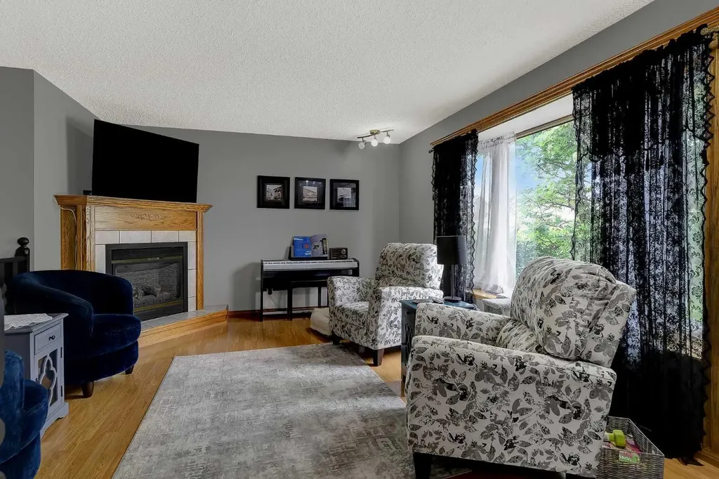 11429 110 Avenue Crescent Fairview AB T0H 1L0