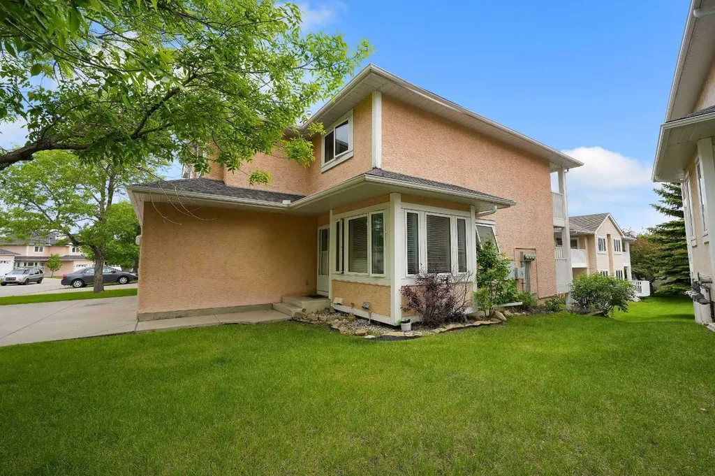 388 Sandarac Drive NW Calgary AB T3K 4E3