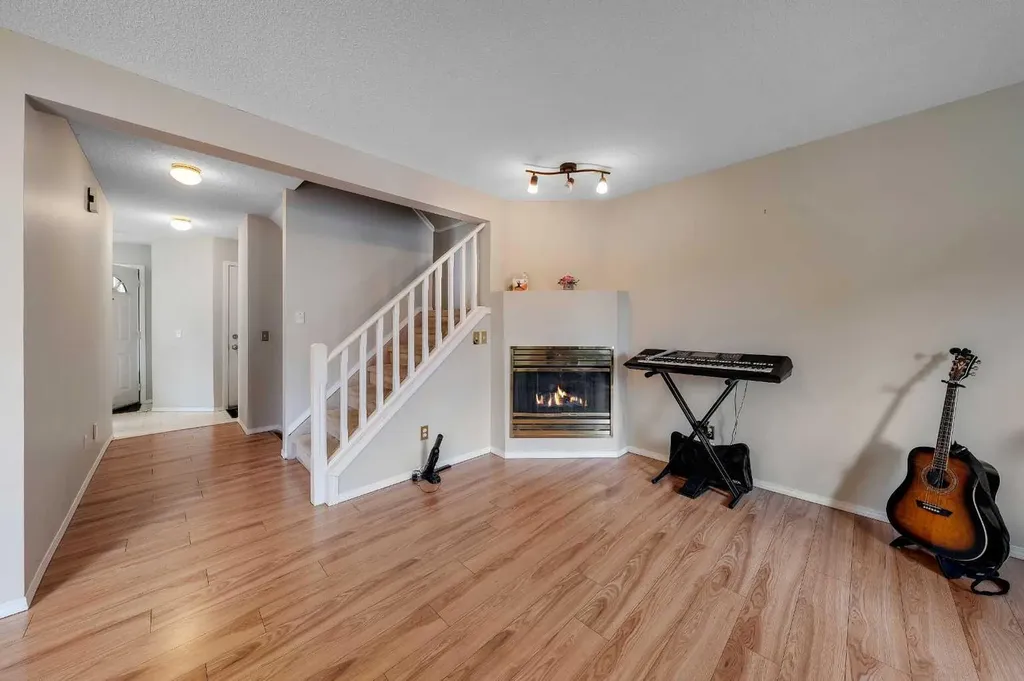 388 Sandarac Drive NW Calgary AB T3K 4E3