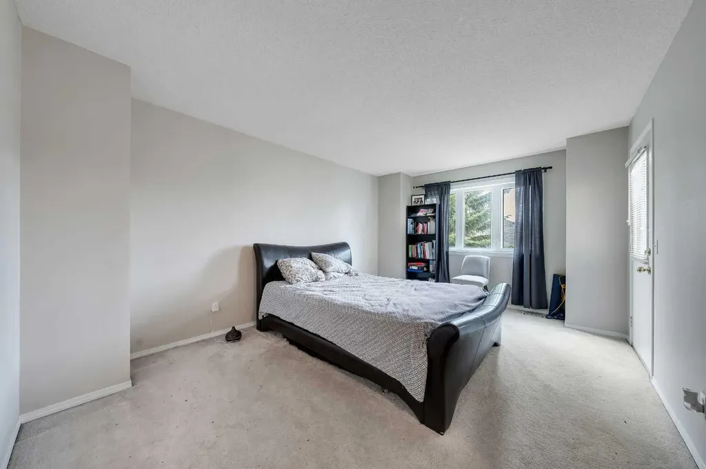 388 Sandarac Drive NW Calgary AB T3K 4E3