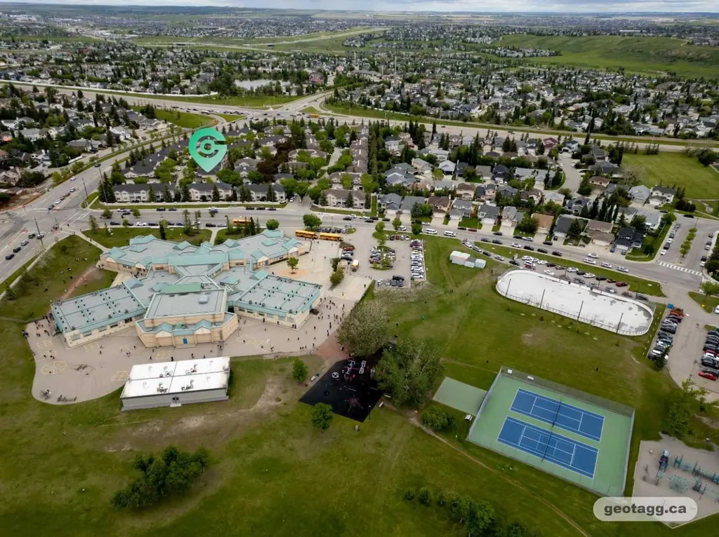 388 Sandarac Drive NW Calgary AB T3K 4E3