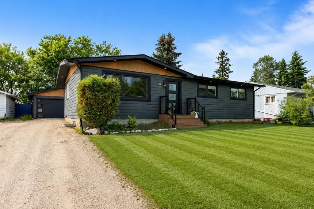 28 Alberta Drive Fort Mcmurray AB T9H1P5