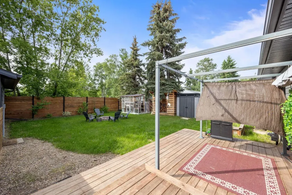 28 Alberta Drive Fort Mcmurray AB T9H1P5