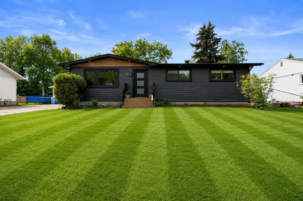 28 Alberta Drive Fort Mcmurray AB T9H1P5