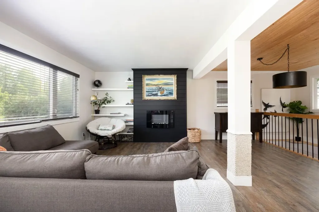 28 Alberta Drive Fort Mcmurray AB T9H1P5