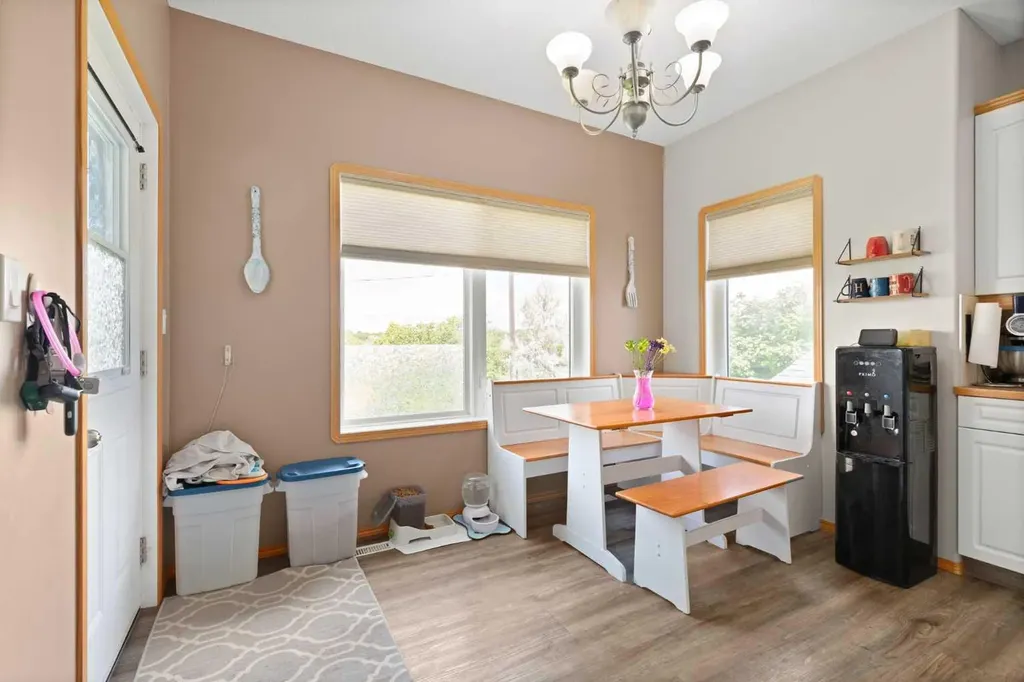930 Kipling Crescent SW Redcliff AB T0J2P0