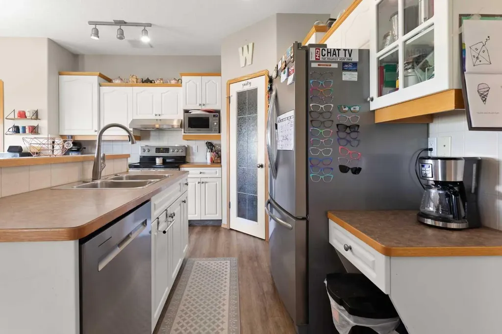 930 Kipling Crescent SW Redcliff AB T0J2P0