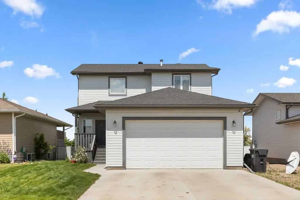 930 Kipling Crescent SW Redcliff AB T0J2P0