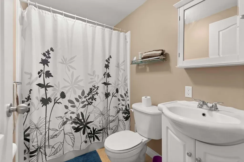 930 Kipling Crescent SW Redcliff AB T0J2P0
