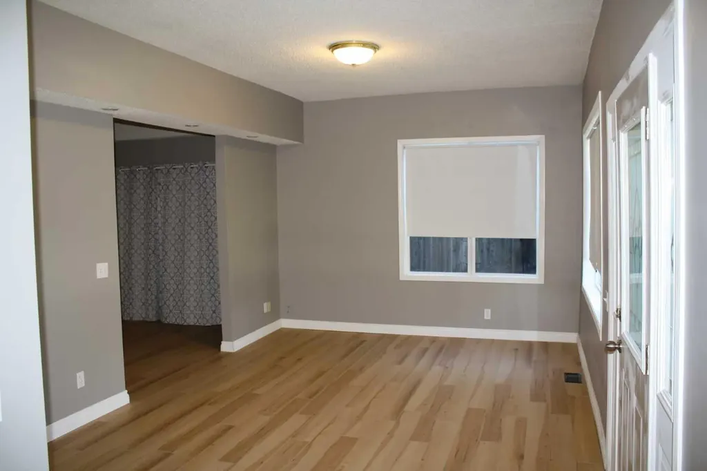 2114 22 Street Nanton AB T0L 1R0