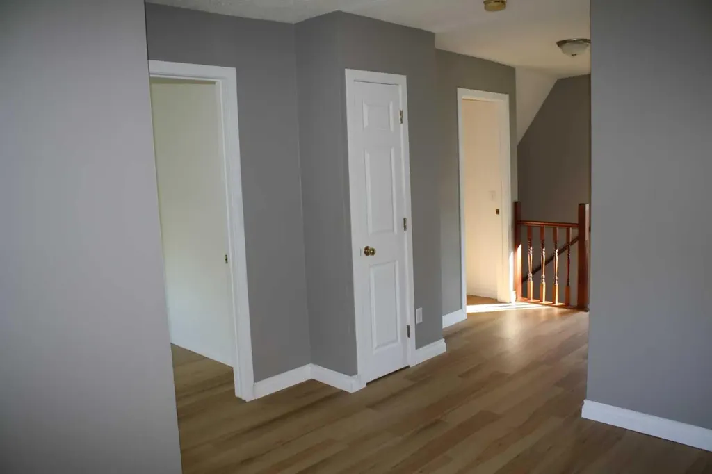 2114 22 Street Nanton AB T0L 1R0
