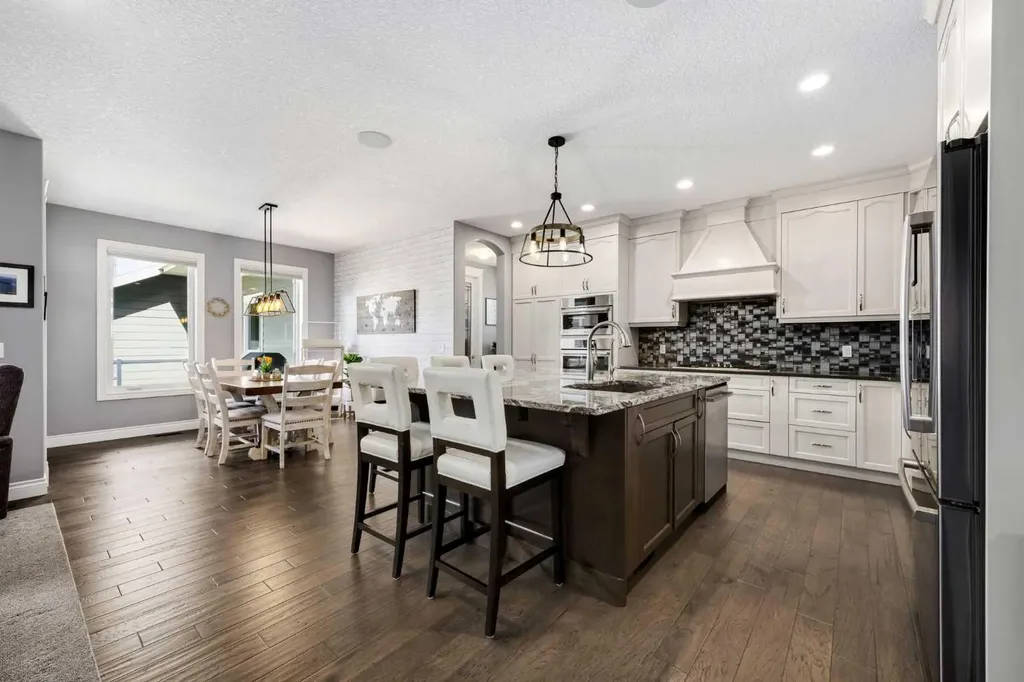 46 Cooperstown Court SW Airdrie AB T4B 2C5