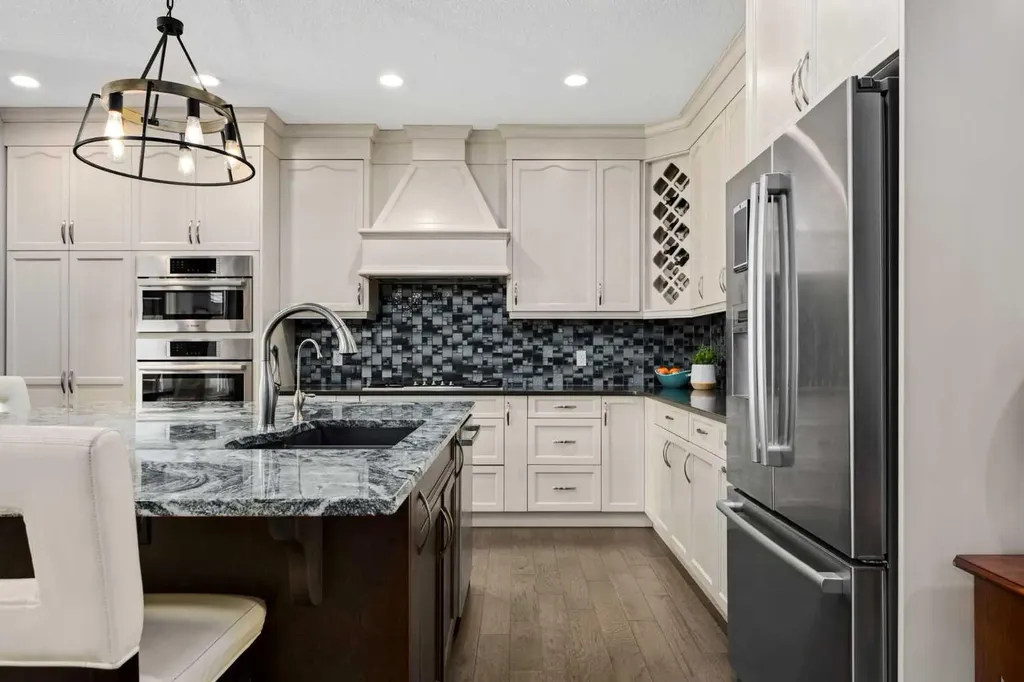 46 Cooperstown Court SW Airdrie AB T4B 2C5