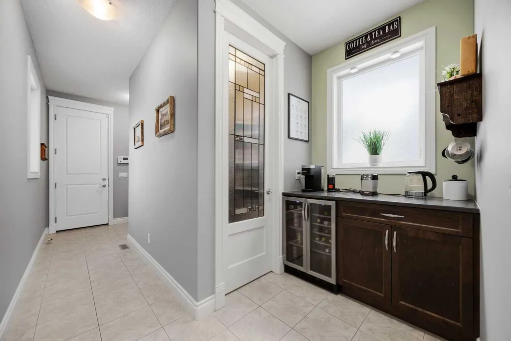 46 Cooperstown Court SW Airdrie AB T4B 2C5