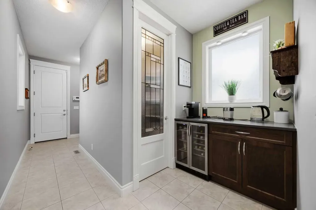 46 Cooperstown Court SW Airdrie AB T4B 2C5