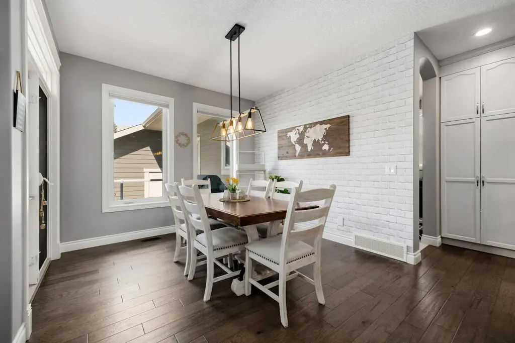 46 Cooperstown Court SW Airdrie AB T4B 2C5