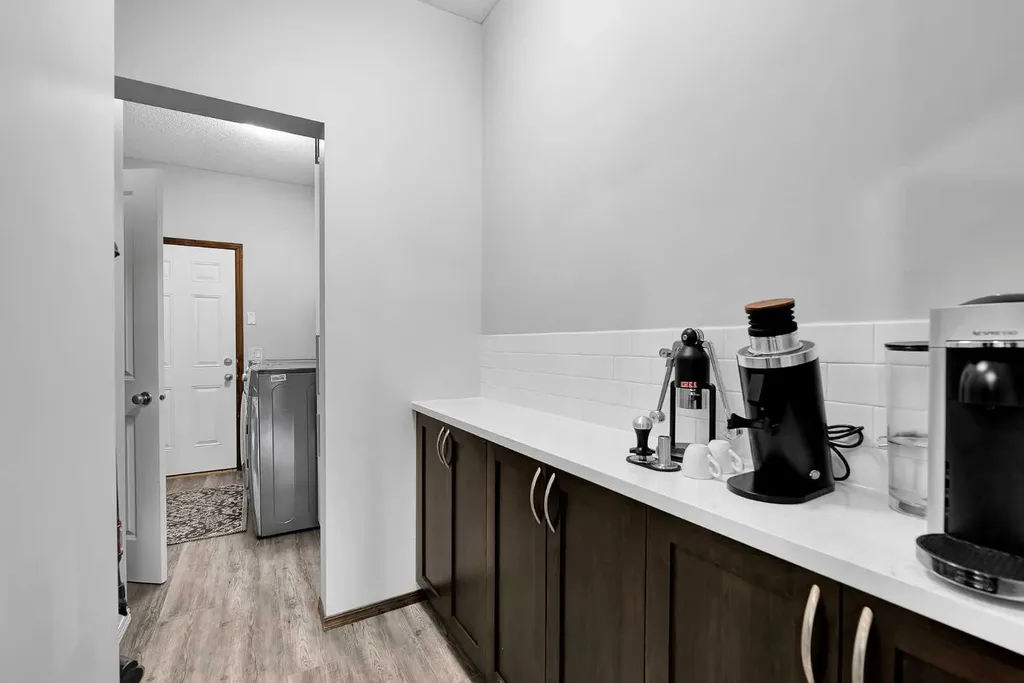 27 Pantego Close NW Calgary AB T3K 0K1