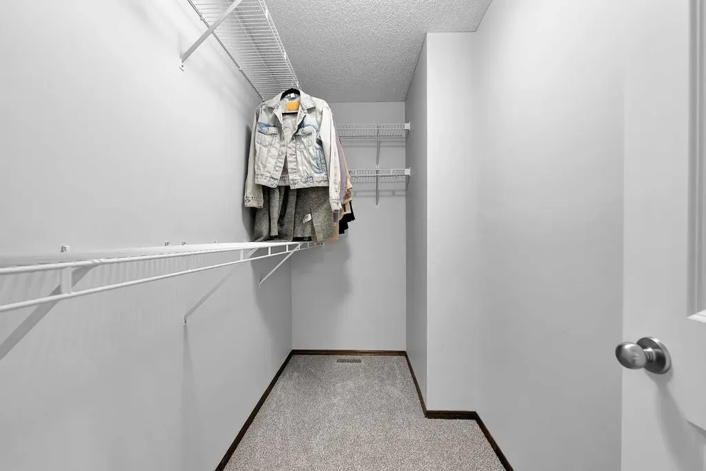 27 Pantego Close NW Calgary AB T3K 0K1