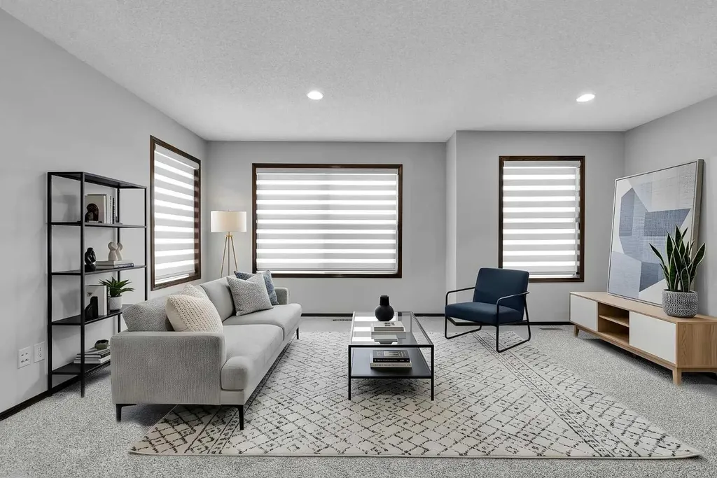 27 Pantego Close NW Calgary AB T3K 0K1