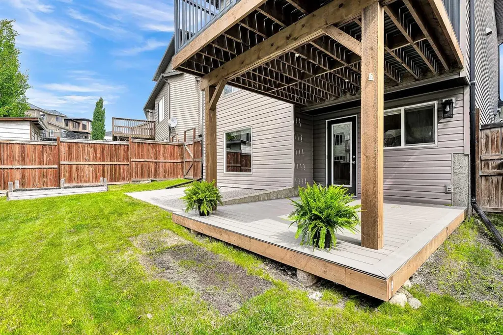 27 Pantego Close NW Calgary AB T3K 0K1