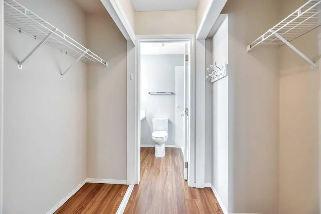 15 Rocky Ridge Gate NW Calgary AB T3G 4P6