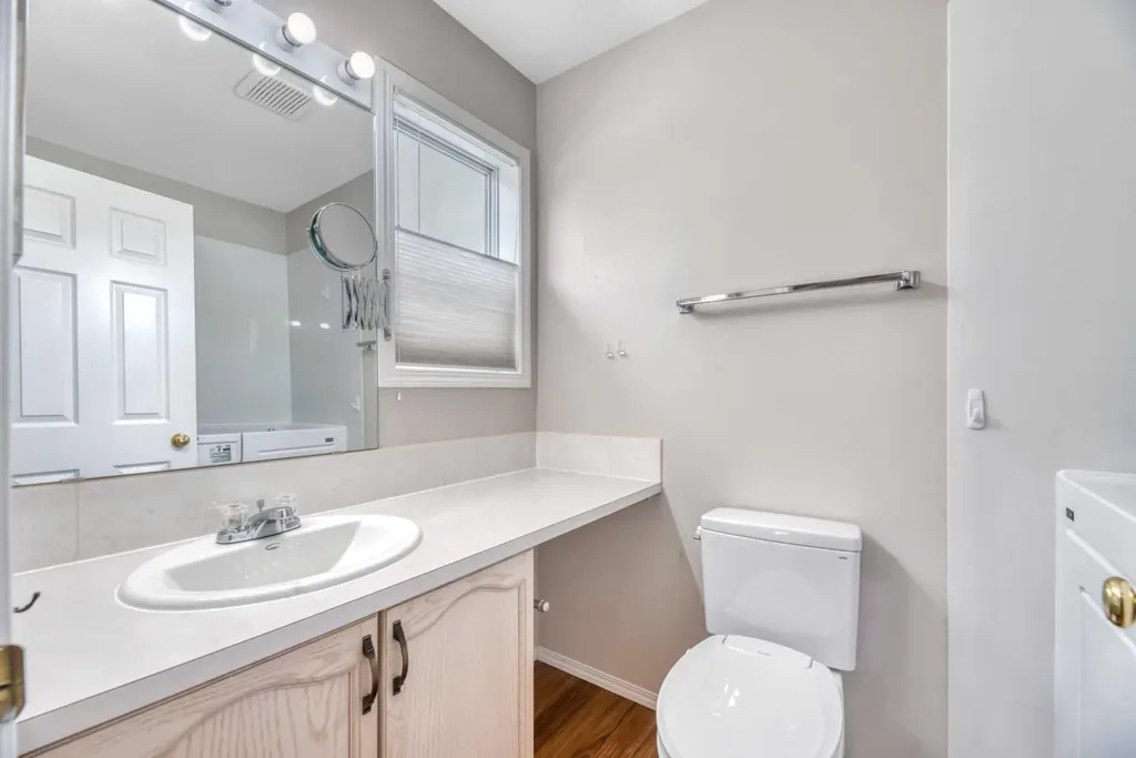 15 Rocky Ridge Gate NW Calgary AB T3G 4P6