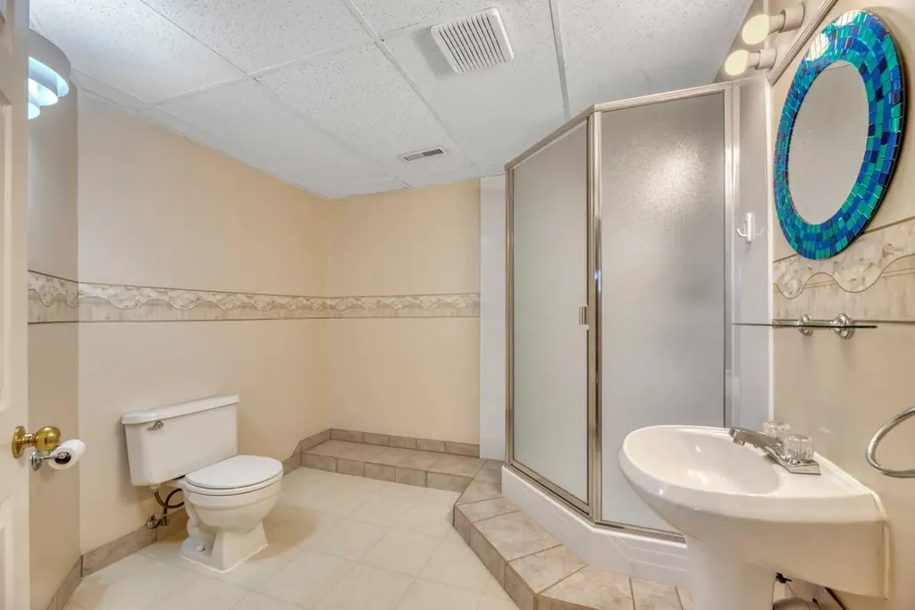 15 Rocky Ridge Gate NW Calgary AB T3G 4P6